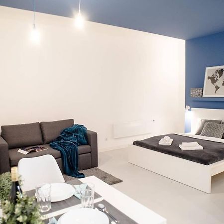 Cute, New And Modern Apartment In The Center Будапеща Екстериор снимка